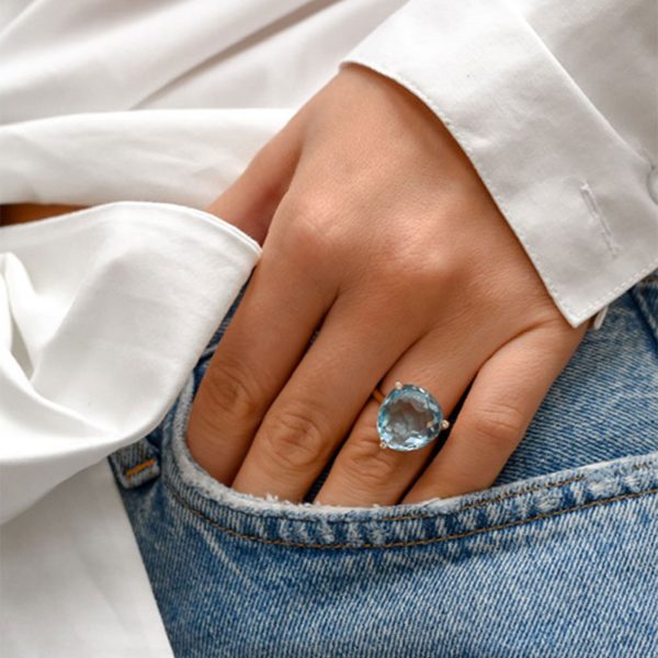 Roségold Ring mit Blautopas