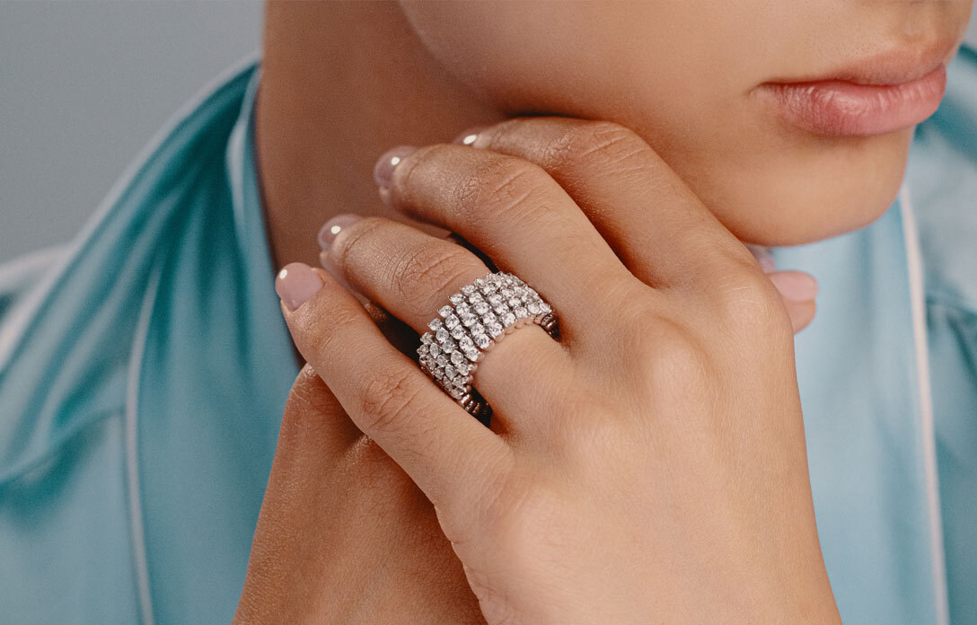 Wandelbarer Diamantschmuck von Serafino Consoli bei Juwelier Fridrich München