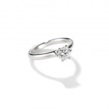 Platin Ring "Diva" mit Brillant von Henrich & Denzel bei Juwelier Fridrich in München