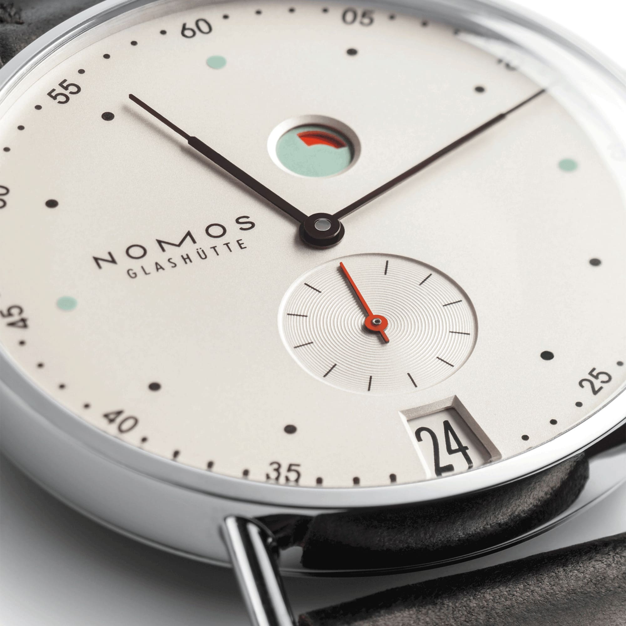 Metro von NOMOS Glashütte bei Juwelier Fridrich in München