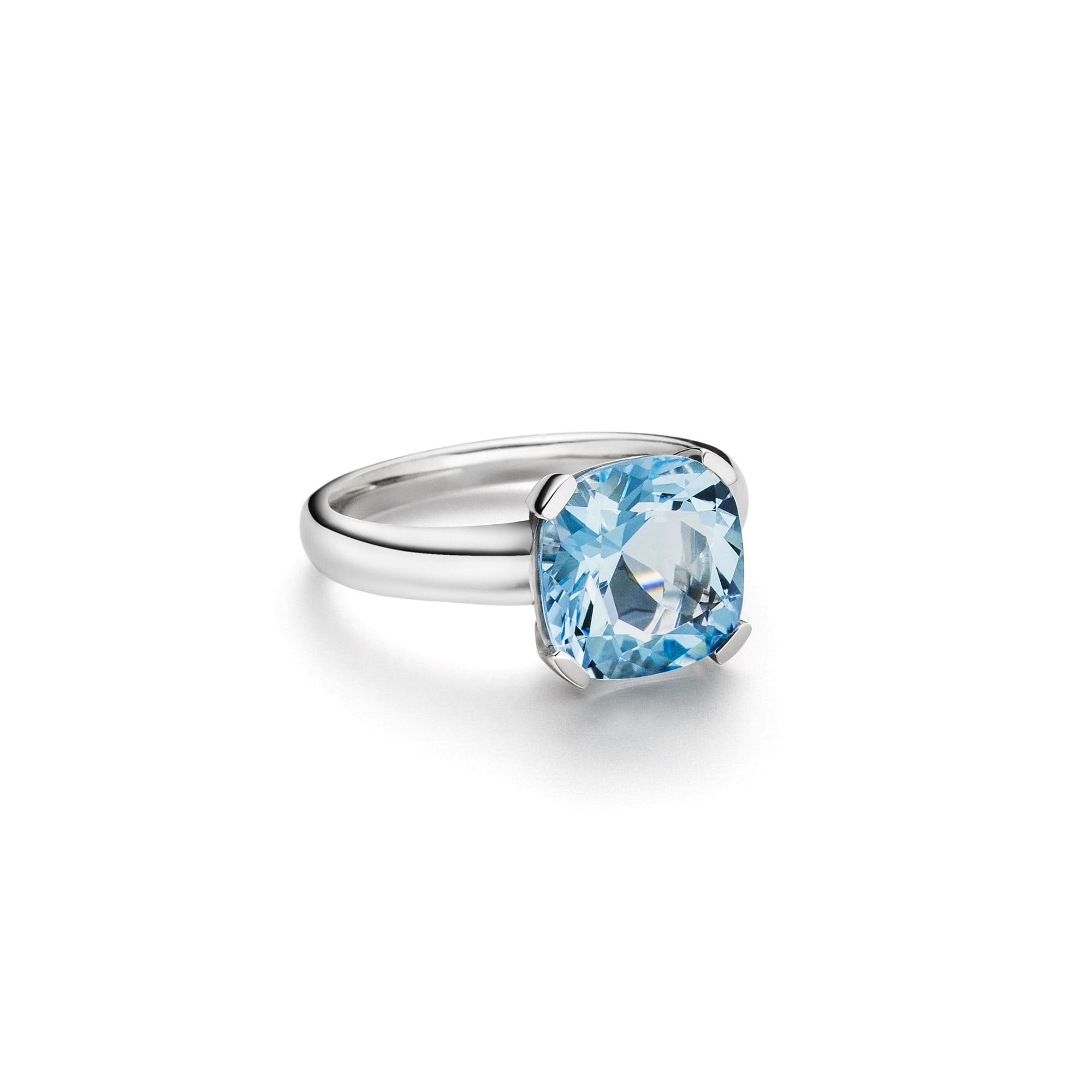 Weißgold Ring "Colour Square" mit Aquamarin von Atelier Fridrich bei Juwelier Fridrich in München