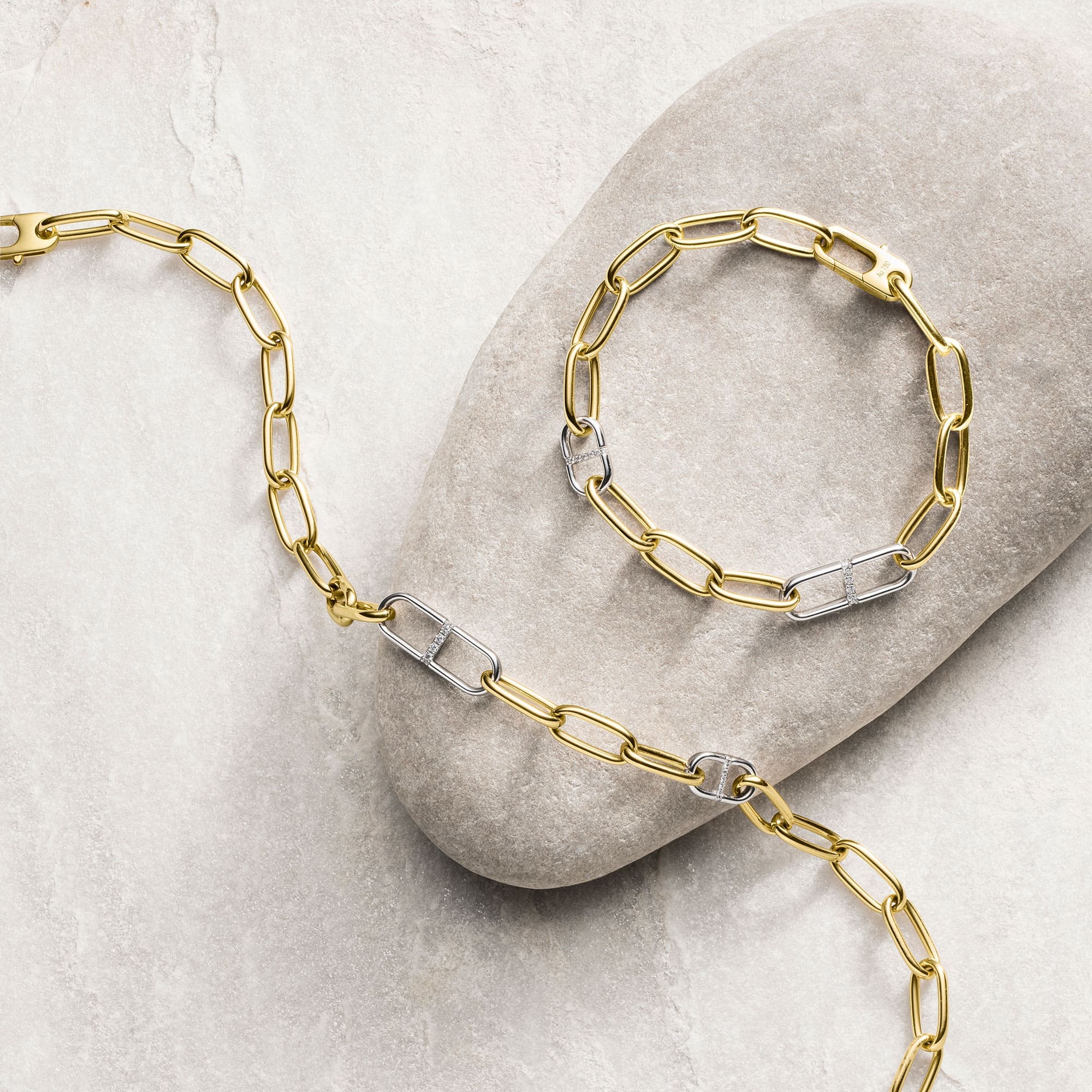 Gelb- und Weißgold Armband mit Diamanten