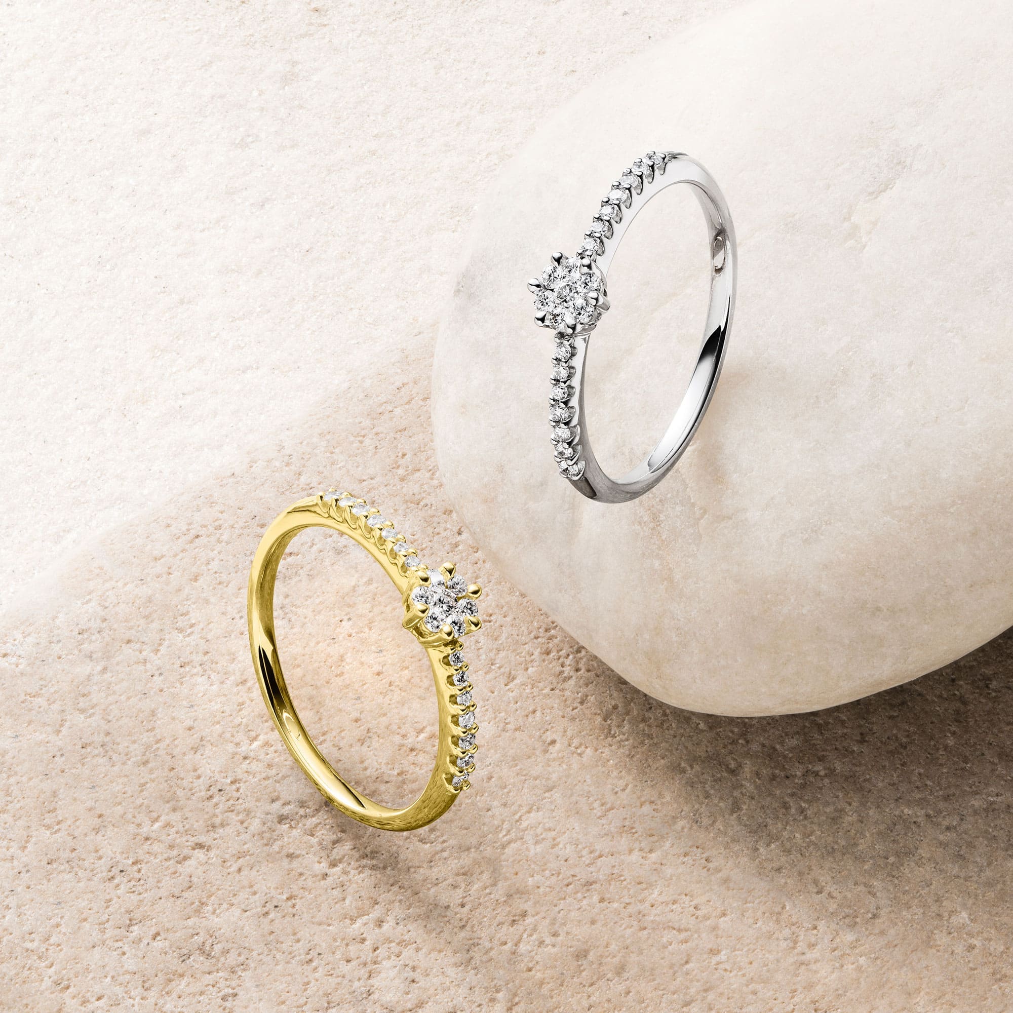 Gelbgold Ring mit Diamanten