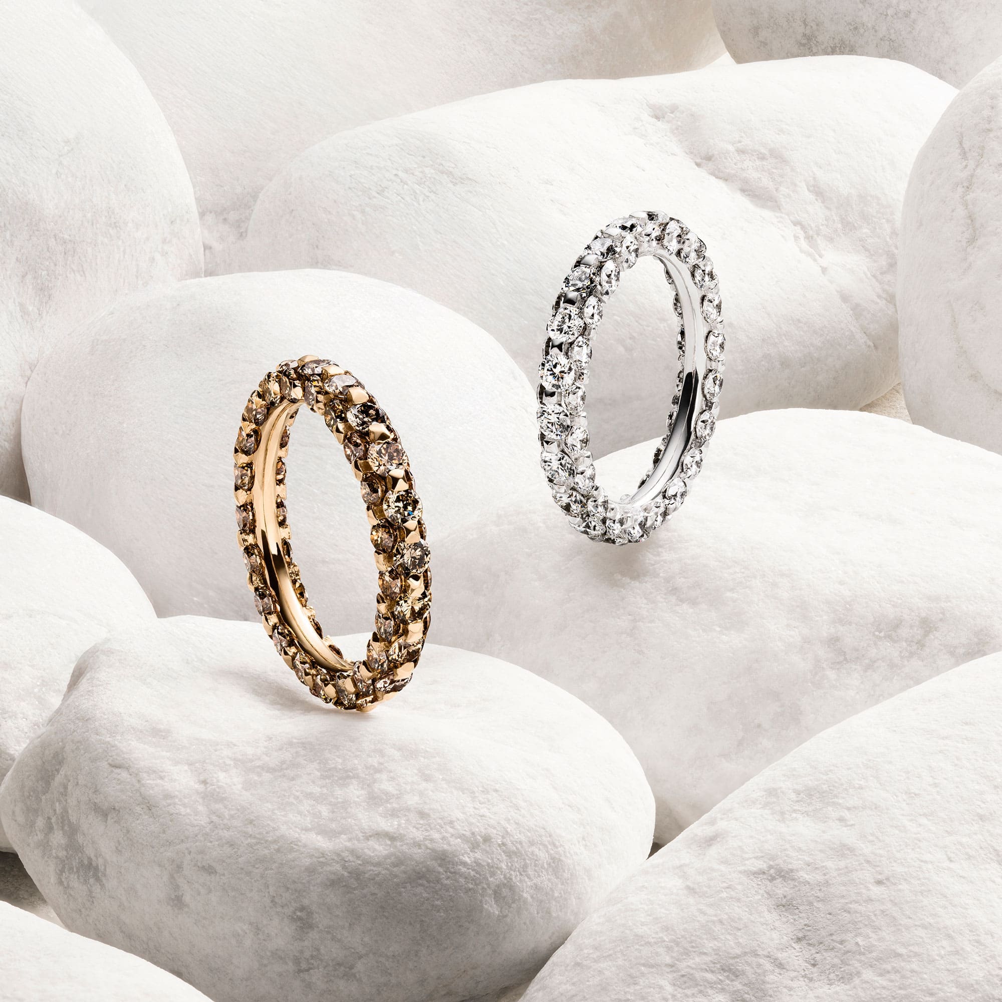 Roségold Ring mit naturbraunen Diamanten im Pavée