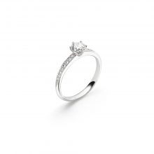 Platin Ring "Fridrich Solitär" mit Brillant und Besatz von Atelier Fridrich bei Juwelier Fridrich in München