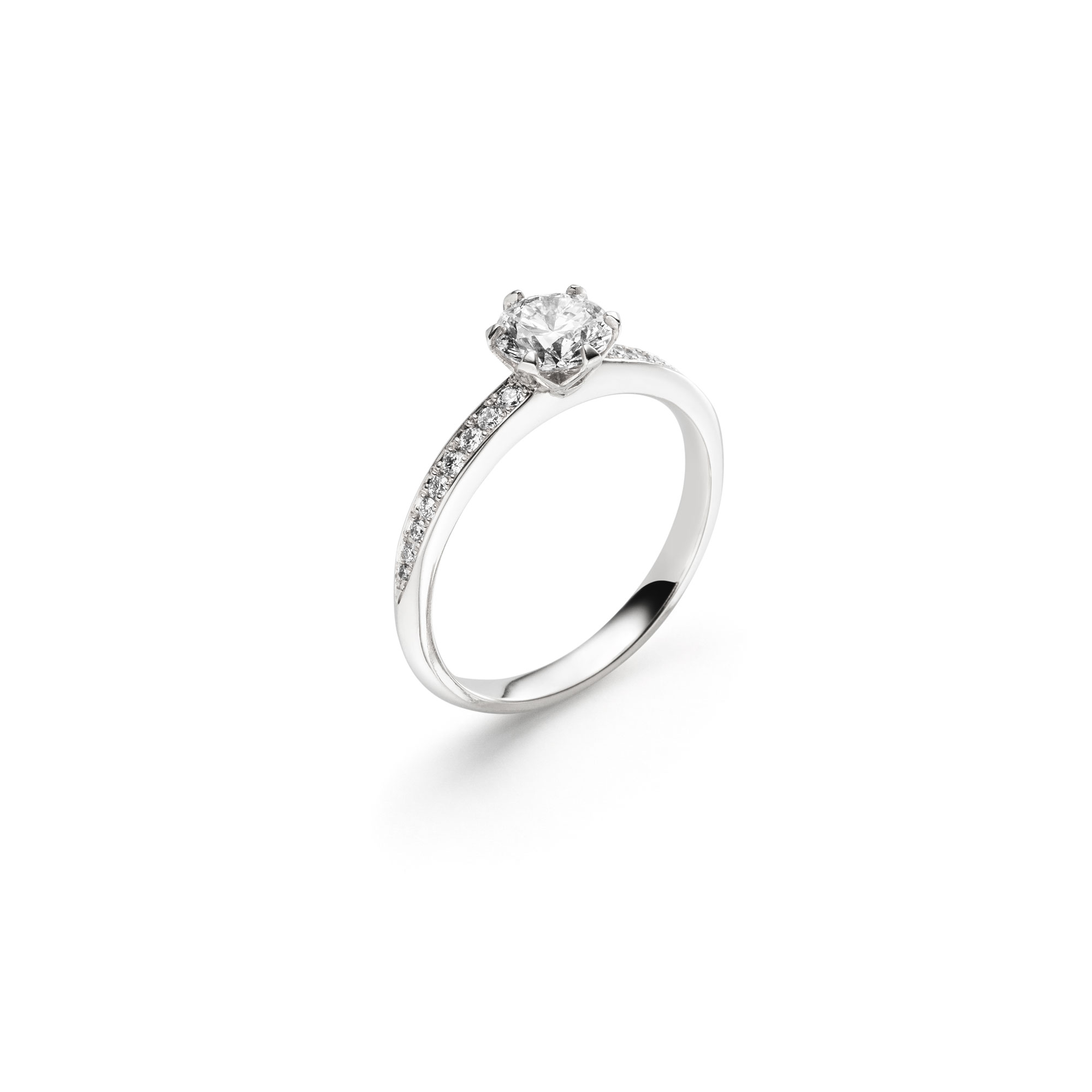 Platin Ring "Fridrich Solitär" mit Brillant und Besatz von Atelier Fridrich bei Juwelier Fridrich in München