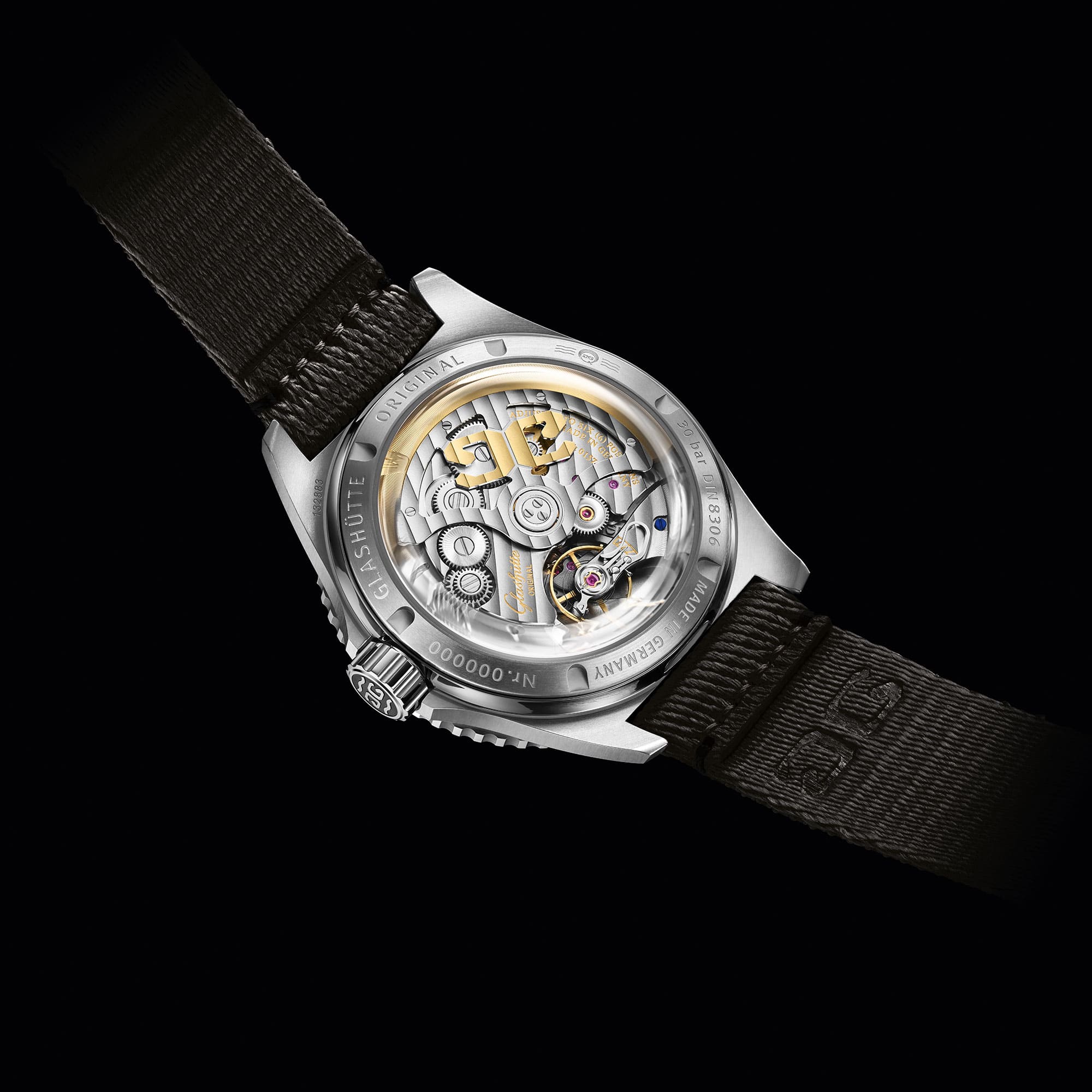 1-36-13-01-80-35 bei Juwelier Fridrich in München